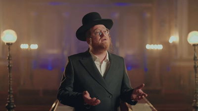 לקראת פסח: אברימי שטרויס בסינגל קליפ חדש "מכות מצרים"   