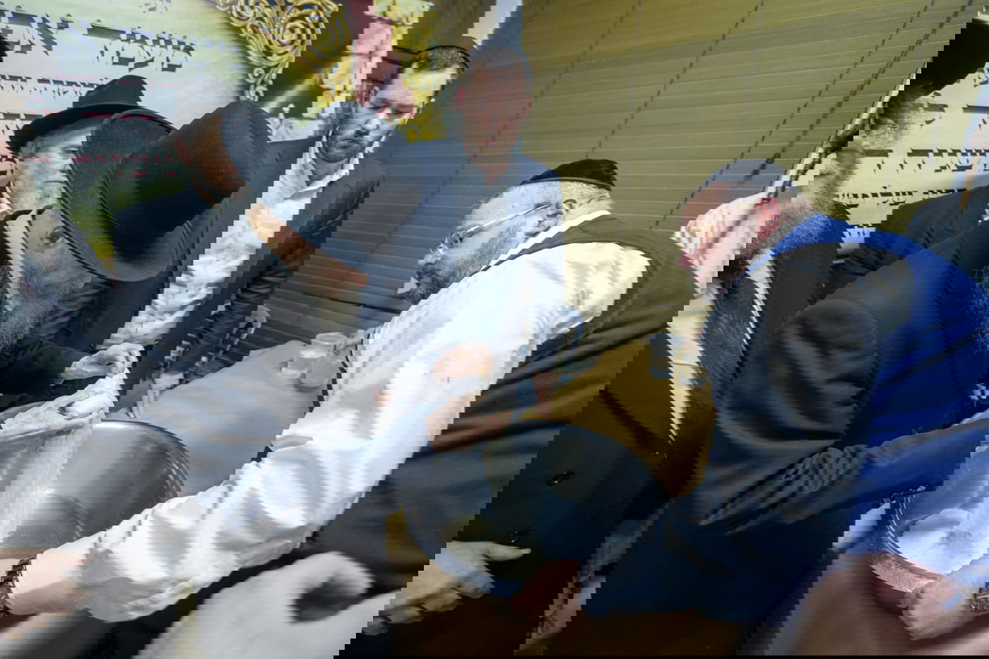 אפיית מצות עם הגר"ד סגל