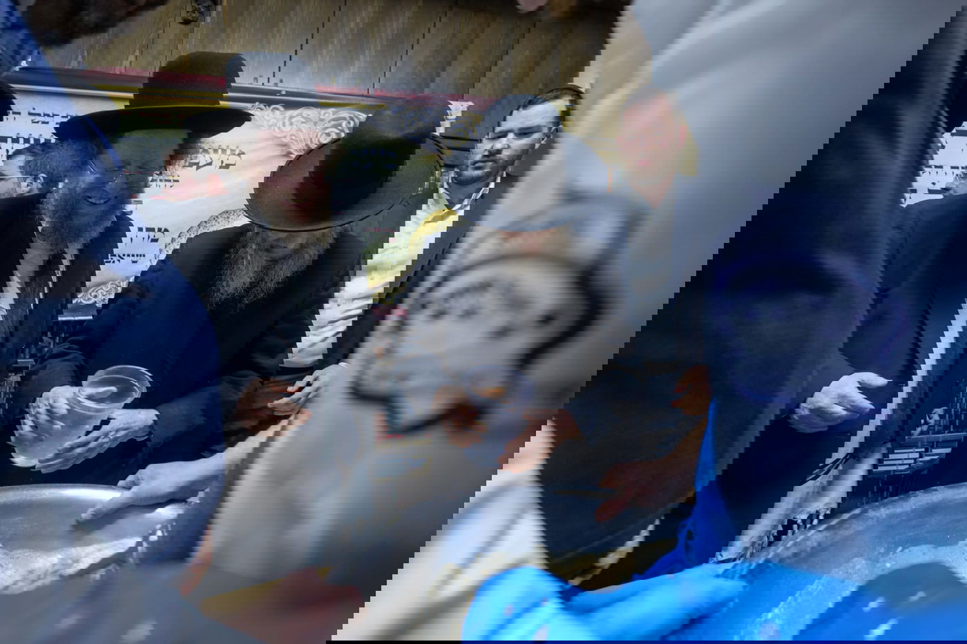 אפיית מצות עם הגר"ד סגל