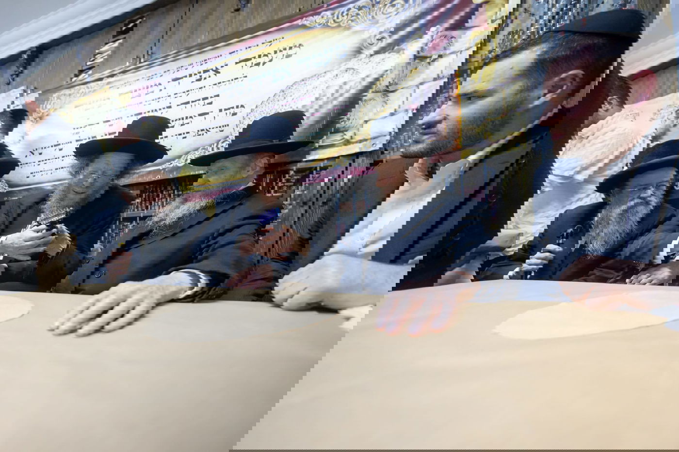 אפיית מצות עם הגר"ד סגל