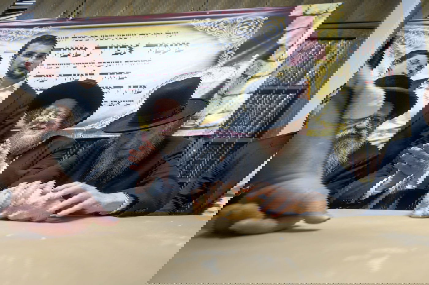 אפיית מצות עם הגר"ד סגל