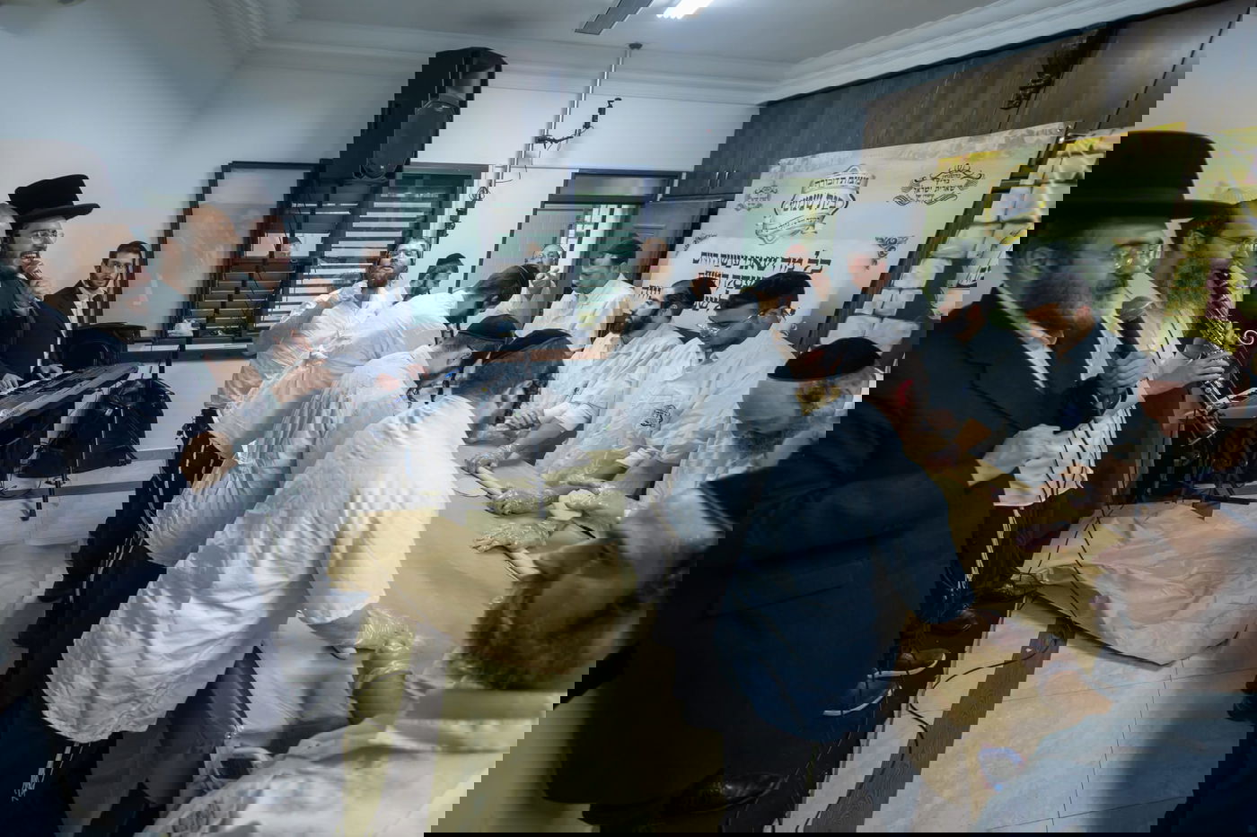 אפיית מצות עם הגר"ד סגל