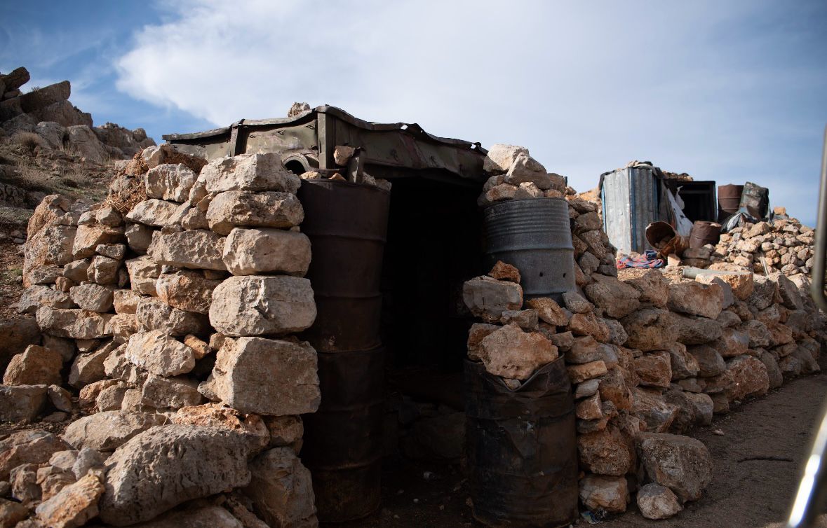 עמדות תצפית ומוצבים שננטשו על-ידי הצבא הסורי הישן
