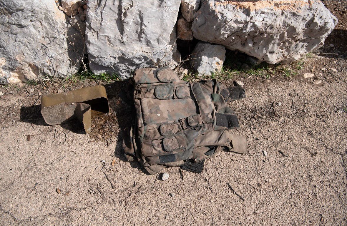 ווסטים ומטען במשקל של עשרות קילוגרמים שאותרו והוחרמו