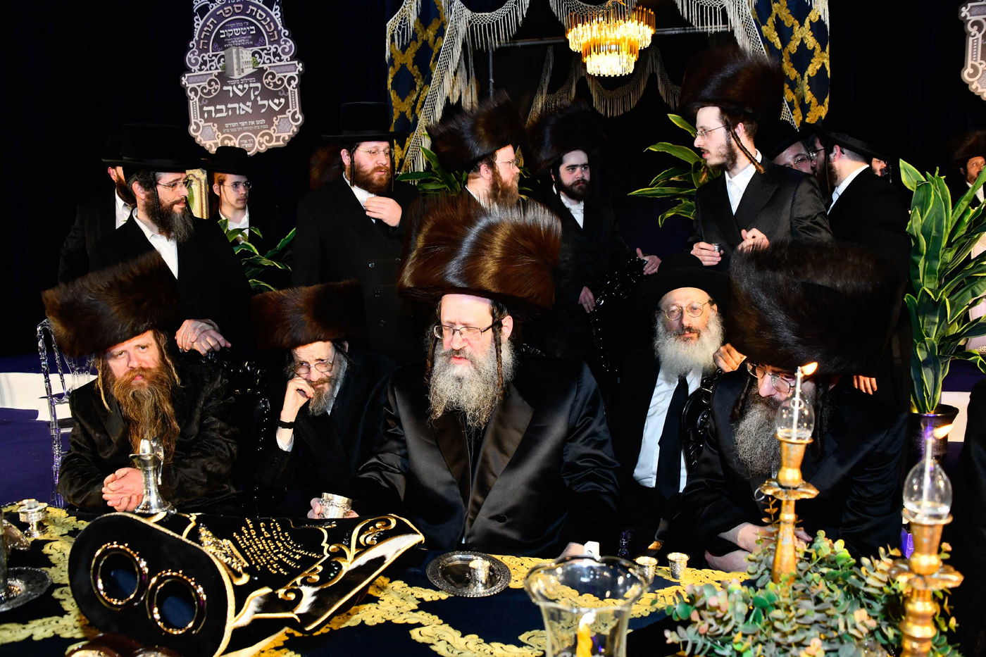 הכנסת ס"ת בחצה"ק ביטשקוב