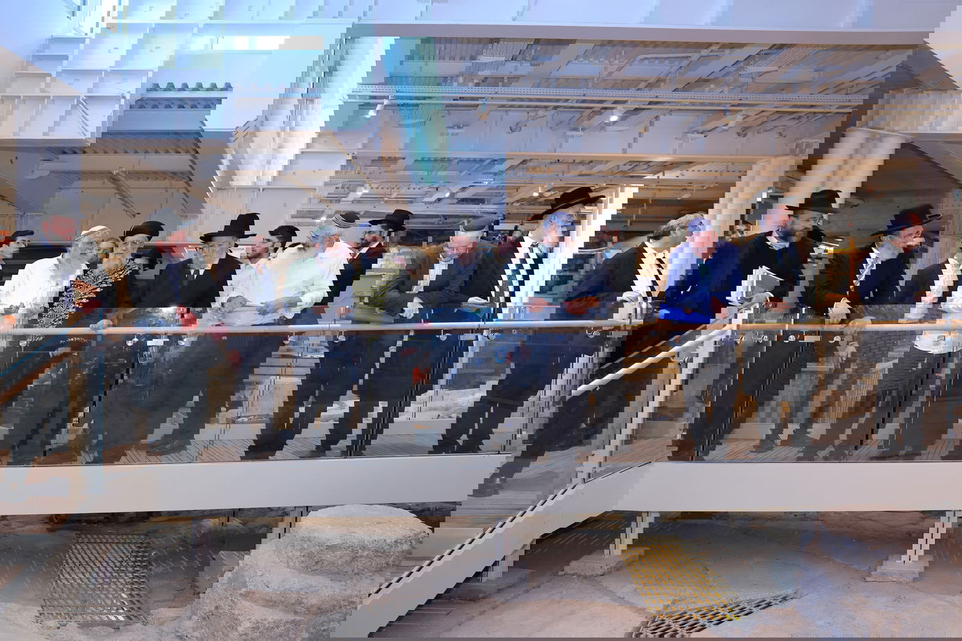 ישיבת מועצת הרבנות הראשית במנהרות הכותל