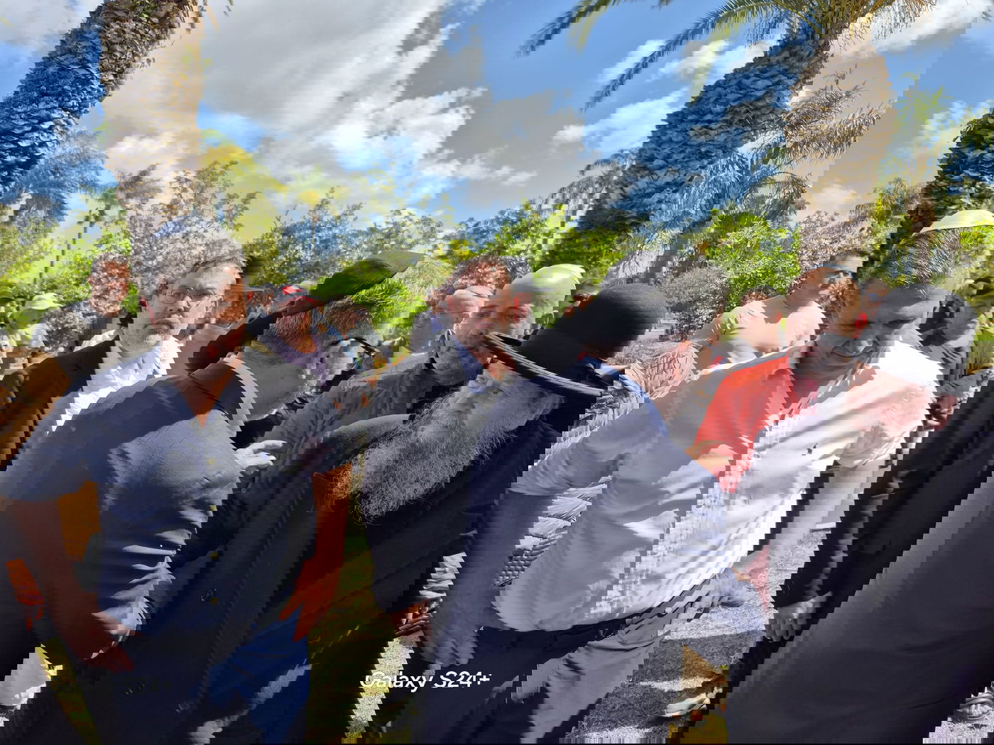 המקובל הגה"צ ר' דוד בצרי, בברכת האילנות ב'פארק הלאומי'