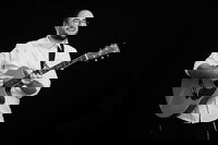 הזמר והיוצר אריאל בורסוצקי מבקש: "חנני השם"