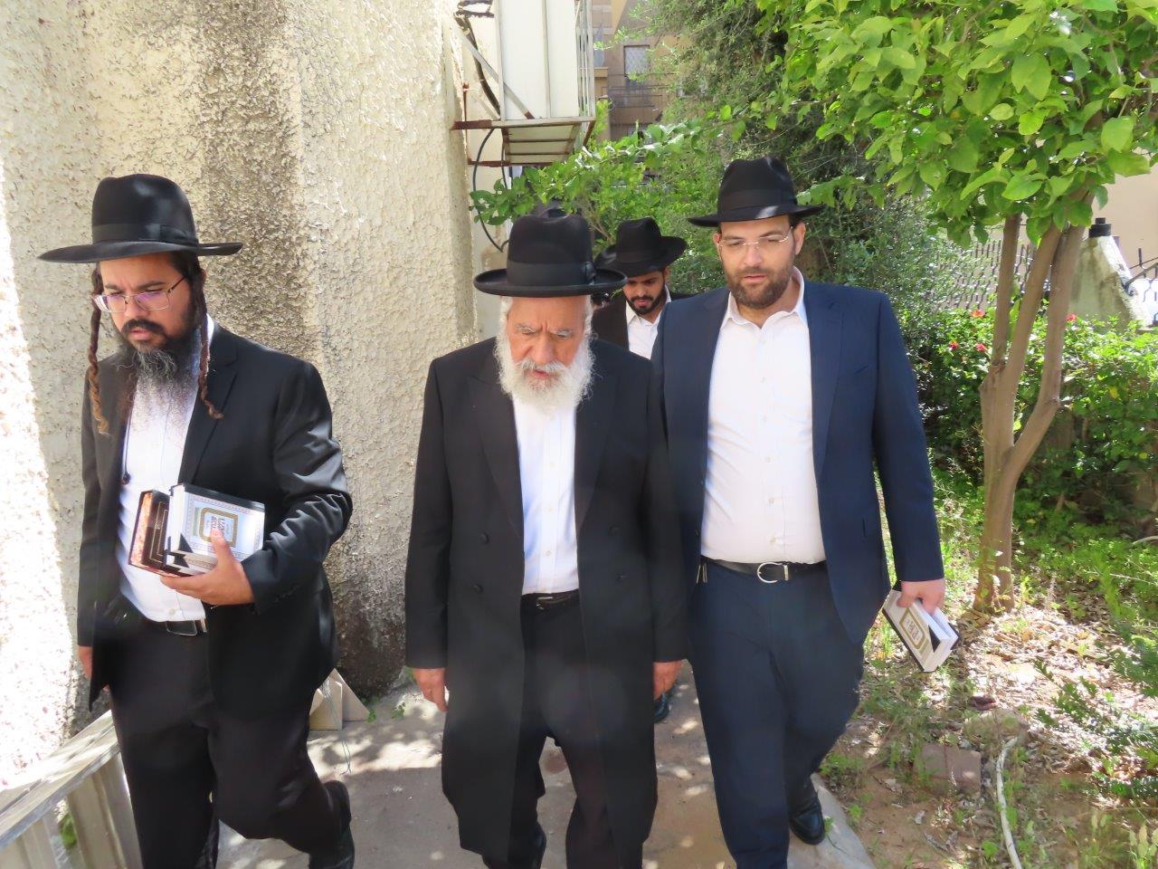 הגר"ש מחפוד בברכת האילנות