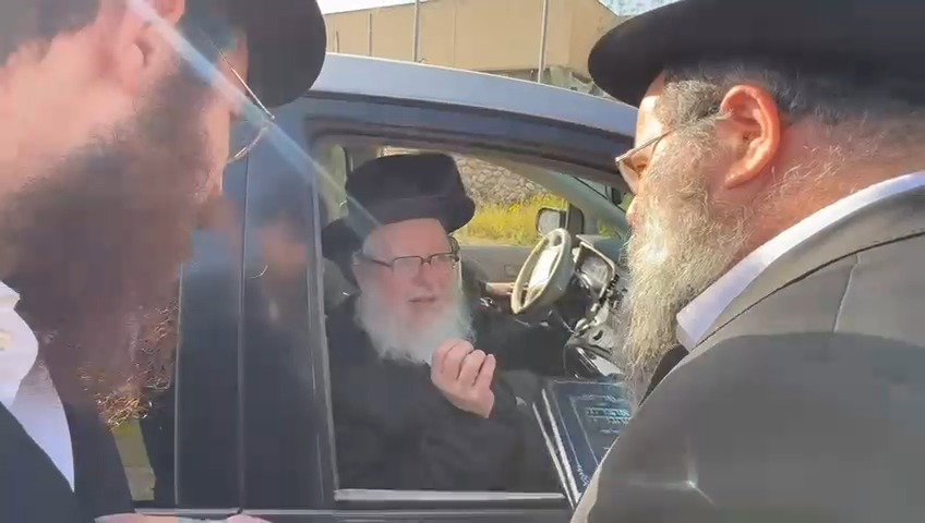 האדמו"ר מבוהוש בכפר חב"ד