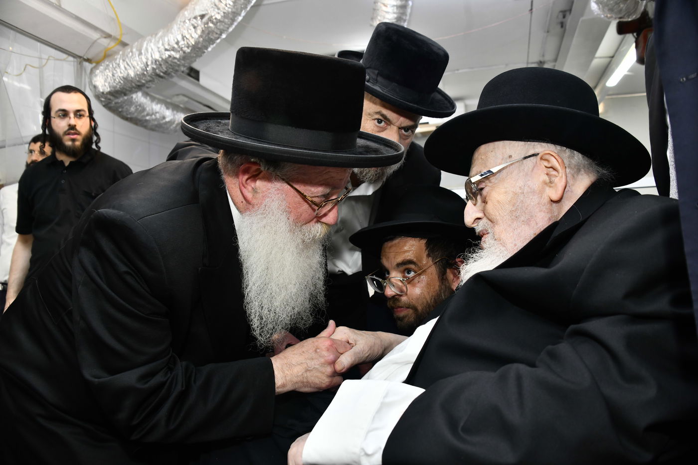 הגרמ"צ ברגמן באפיית מצות