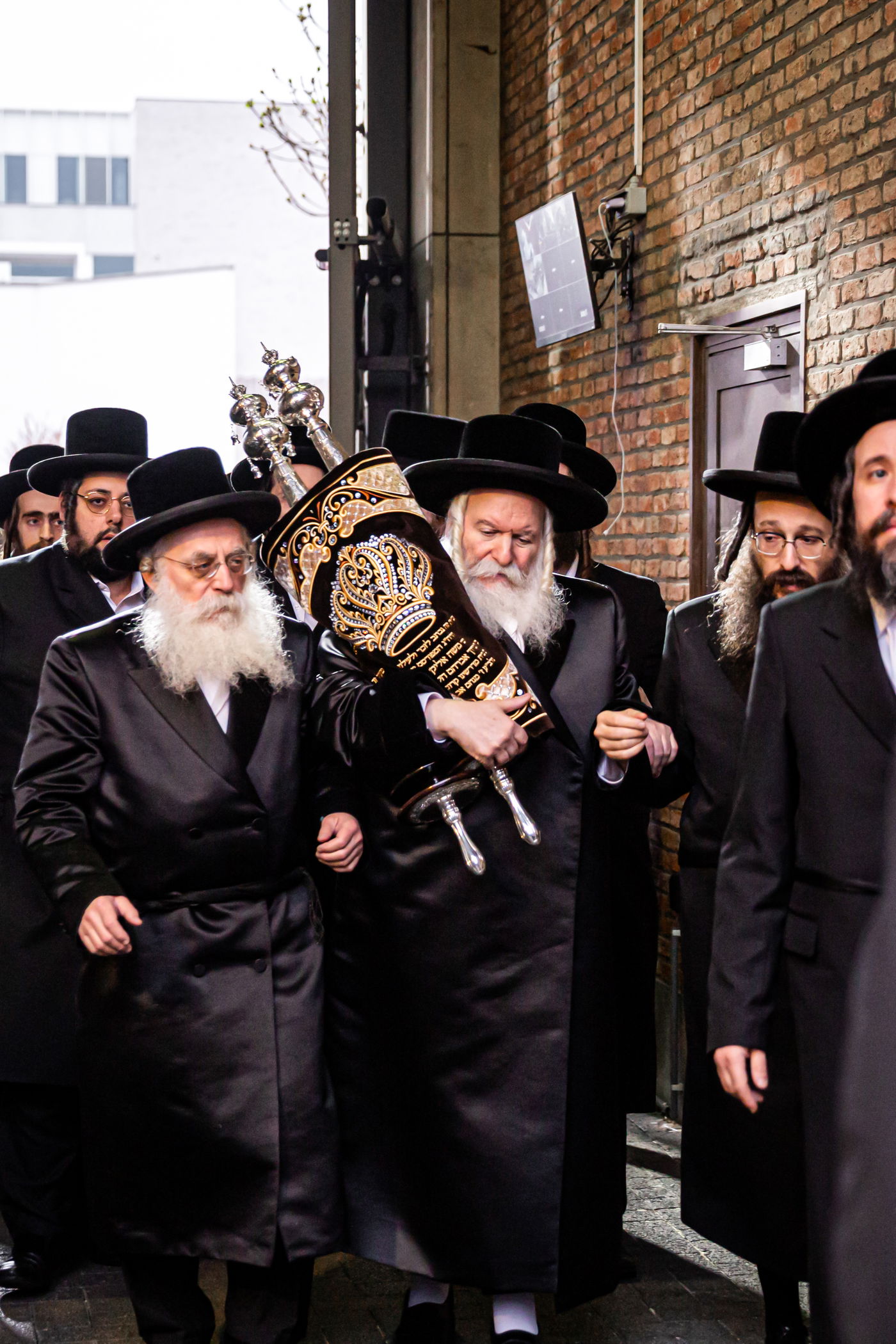 מעמד הכנסת ספר תורה לביהמ"ד באבוב באנטווערפן