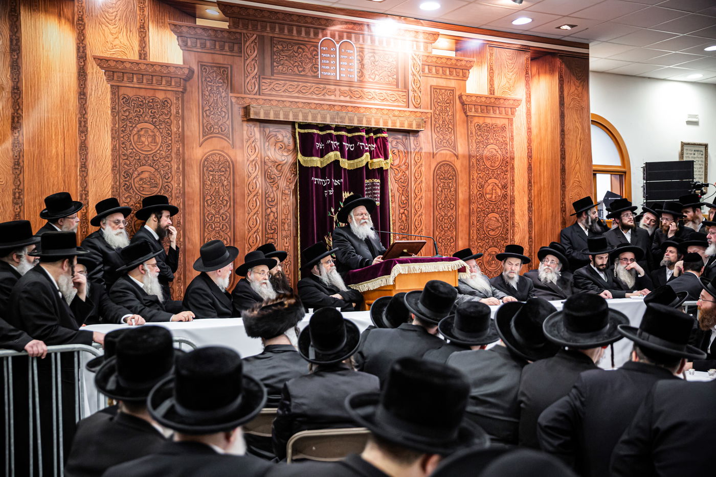 מעמד הכנסת ספר תורה לביהמ"ד באבוב באנטווערפן