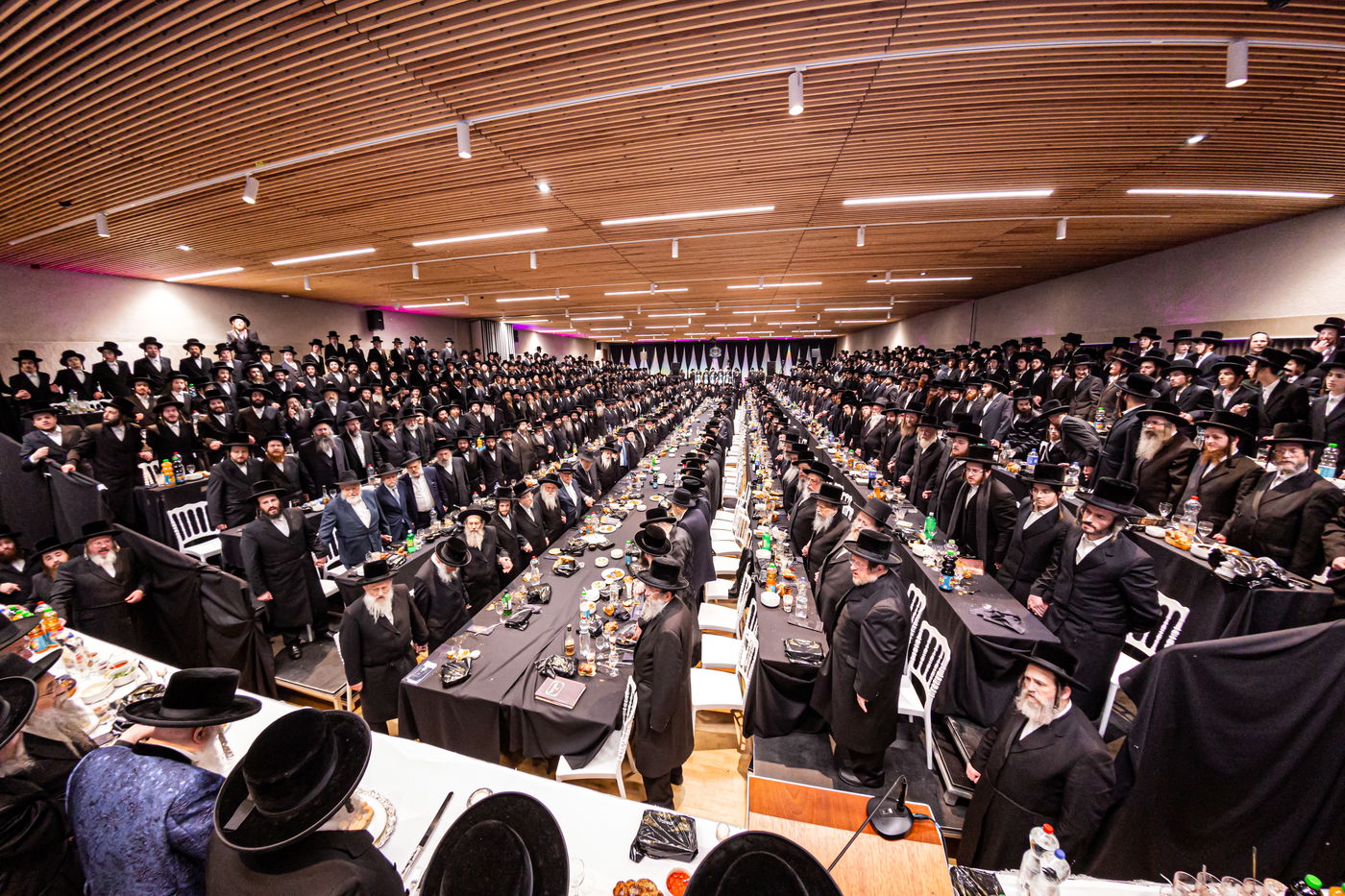 מעמד הכנסת ספר תורה לביהמ"ד באבוב באנטווערפן