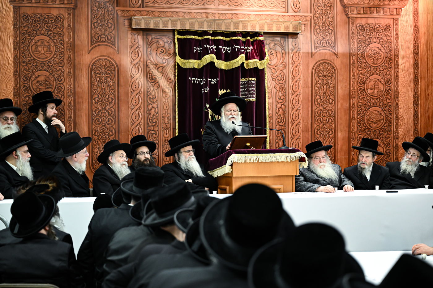 מעמד הכנסת ספר תורה לביהמ"ד באבוב באנטווערפן