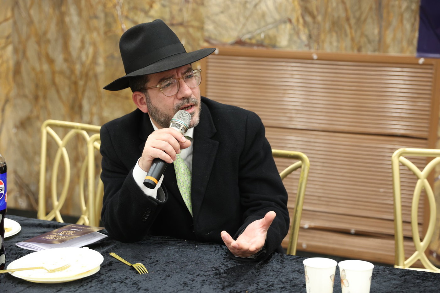 משתתפי הועידה אשר עסקה בנושא 'הפרעת קשב וריכוז'