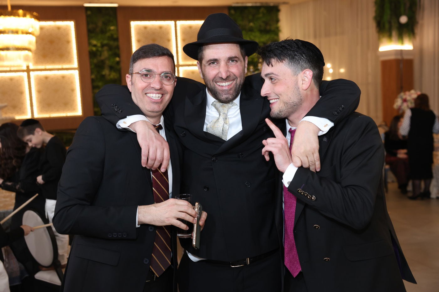 אורי טרבלסי חיתן את בתו, רבנים ואישי ציבור הגיעו לחגוג