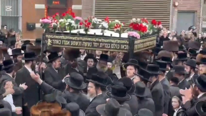 הכנסת ס"ת לביהמ"ד ויז'ניץ בורו פארק