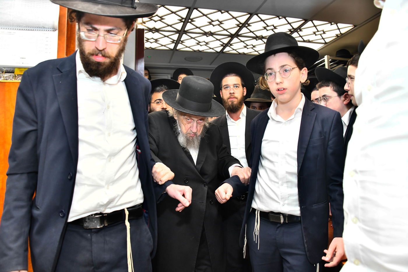 המשא של הגר"ד לנדו בבית השם