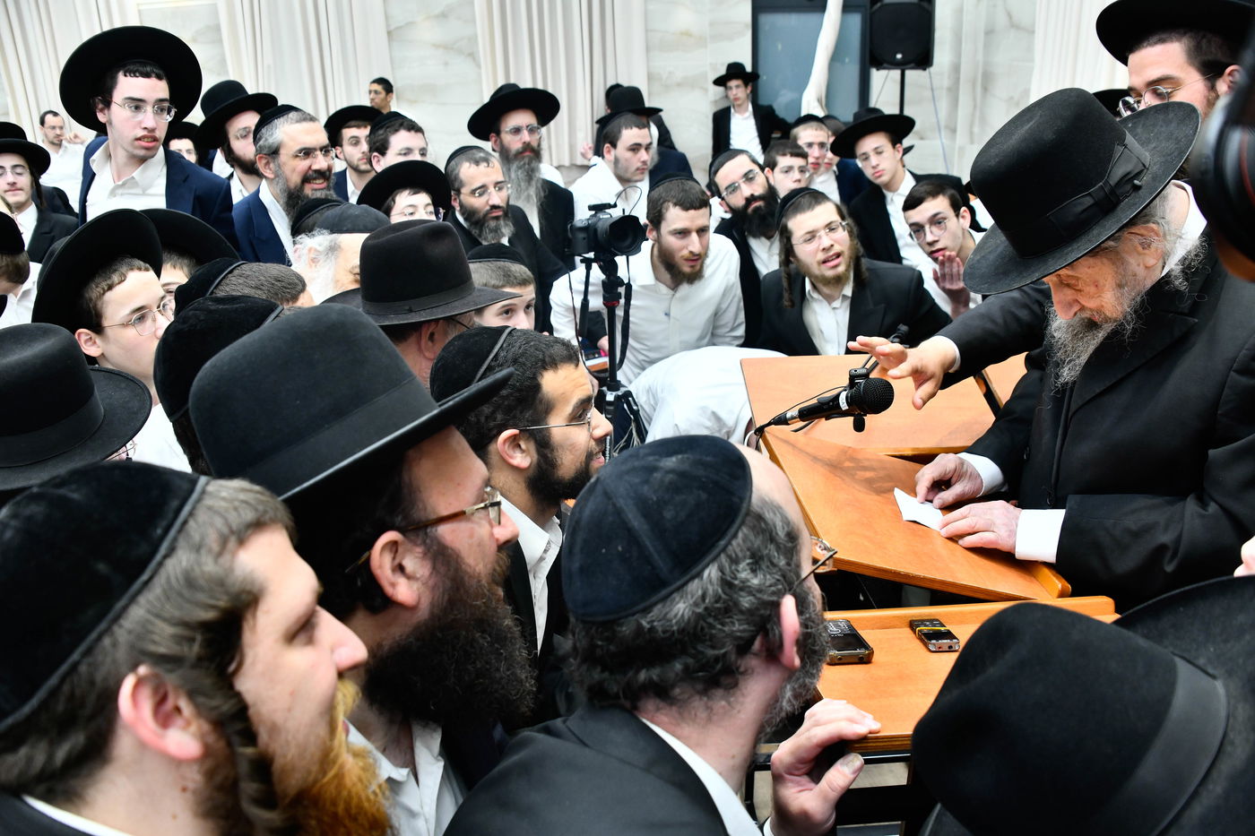 המשא של הגר"ד לנדו בבית השם