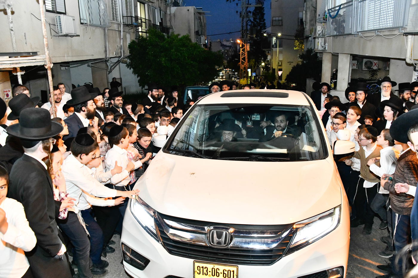המשא של הגר"ד לנדו בבית השם
