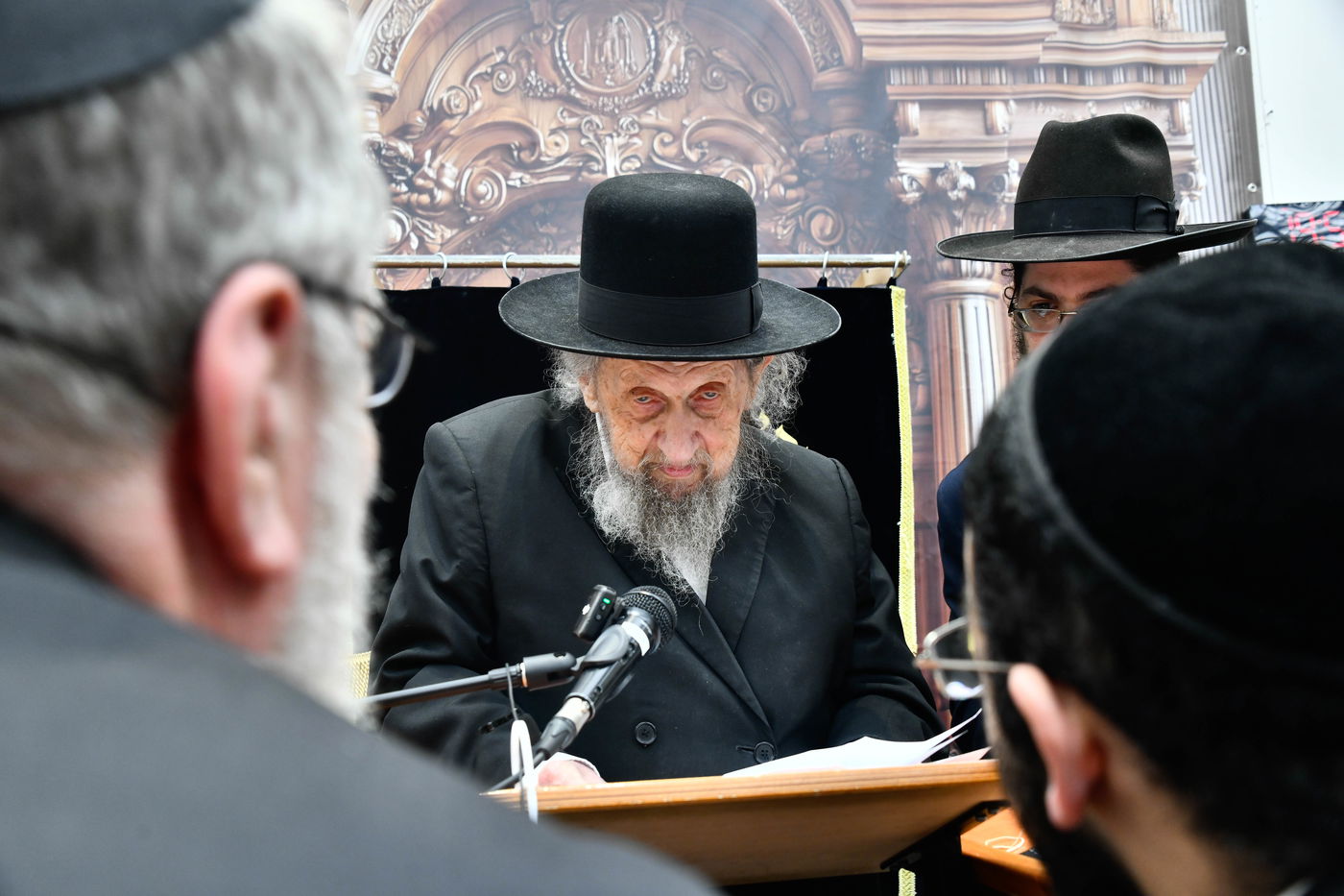 המשא של הגר"ד לנדו בבית השם