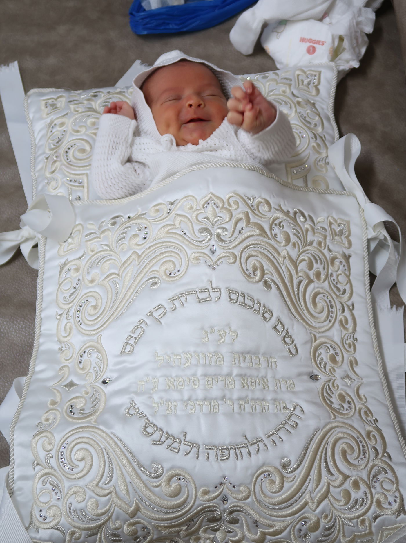 שמחת הברית בחצרות נדבורנה אלעד - זוויעהיל 