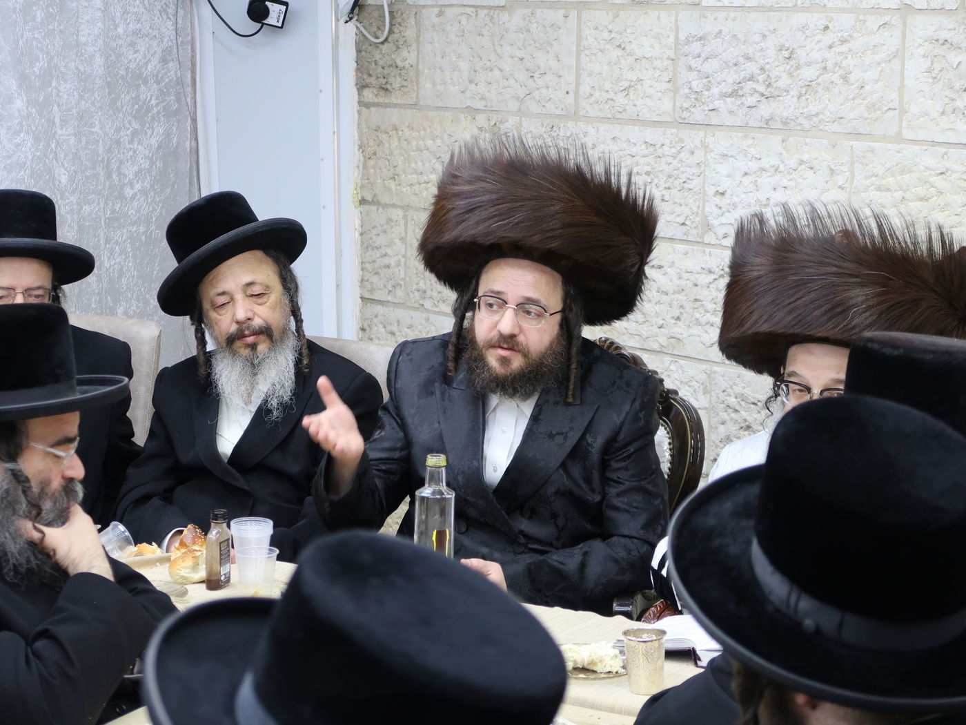 שמחת הברית בחצרות נדבורנה אלעד - זוויעהיל 