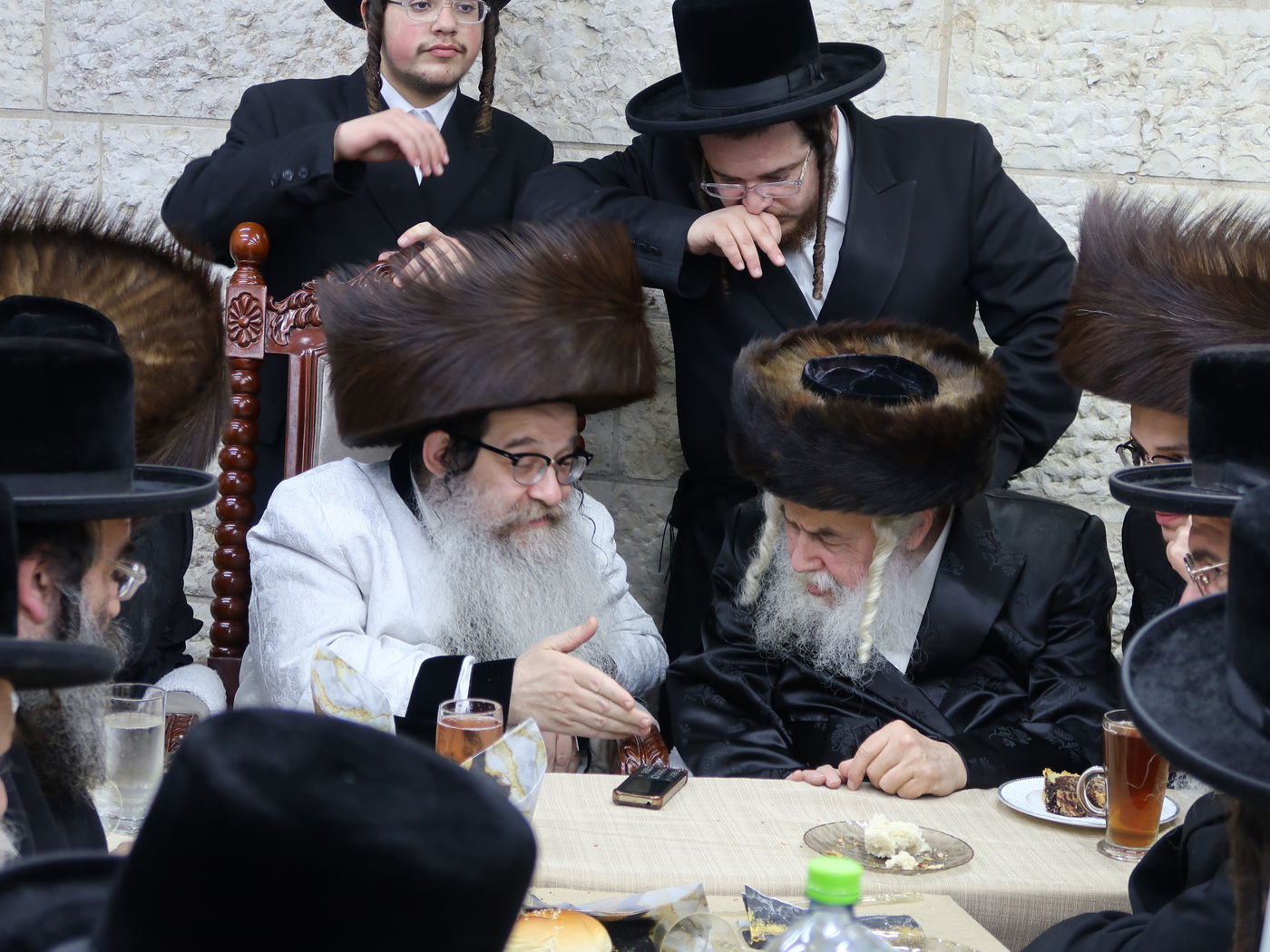 שמחת הברית בחצרות נדבורנה אלעד - זוויעהיל 