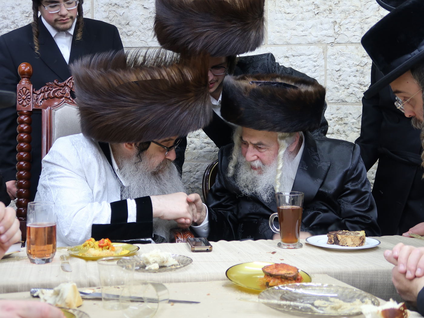 שמחת הברית בחצרות נדבורנה אלעד - זוויעהיל 