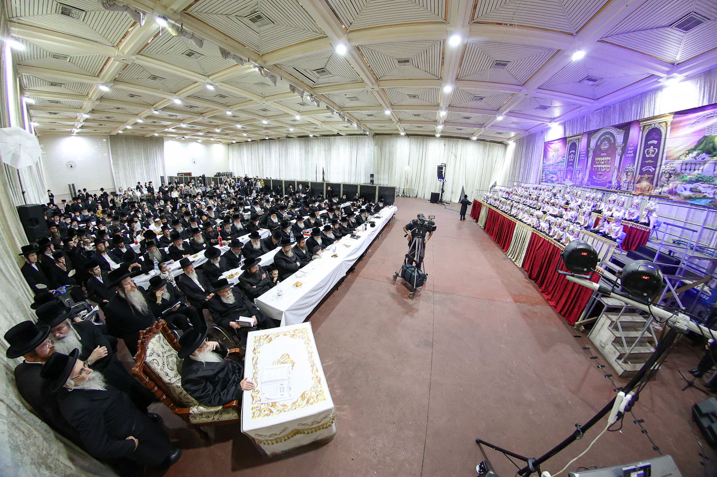 מעמד חומש סעודה בתלמוד תורה דרכי אבות צאנז בנתניה