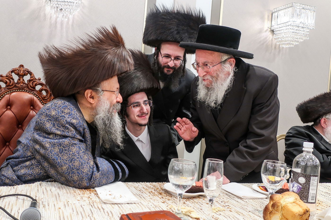 שמחת השבע ברכות לנכדת האדמו"ר מבאבוב 45