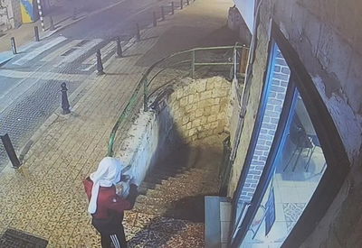 בגלל השם: הצעיר מצפת הגיע - ושרף את החנות | צפו