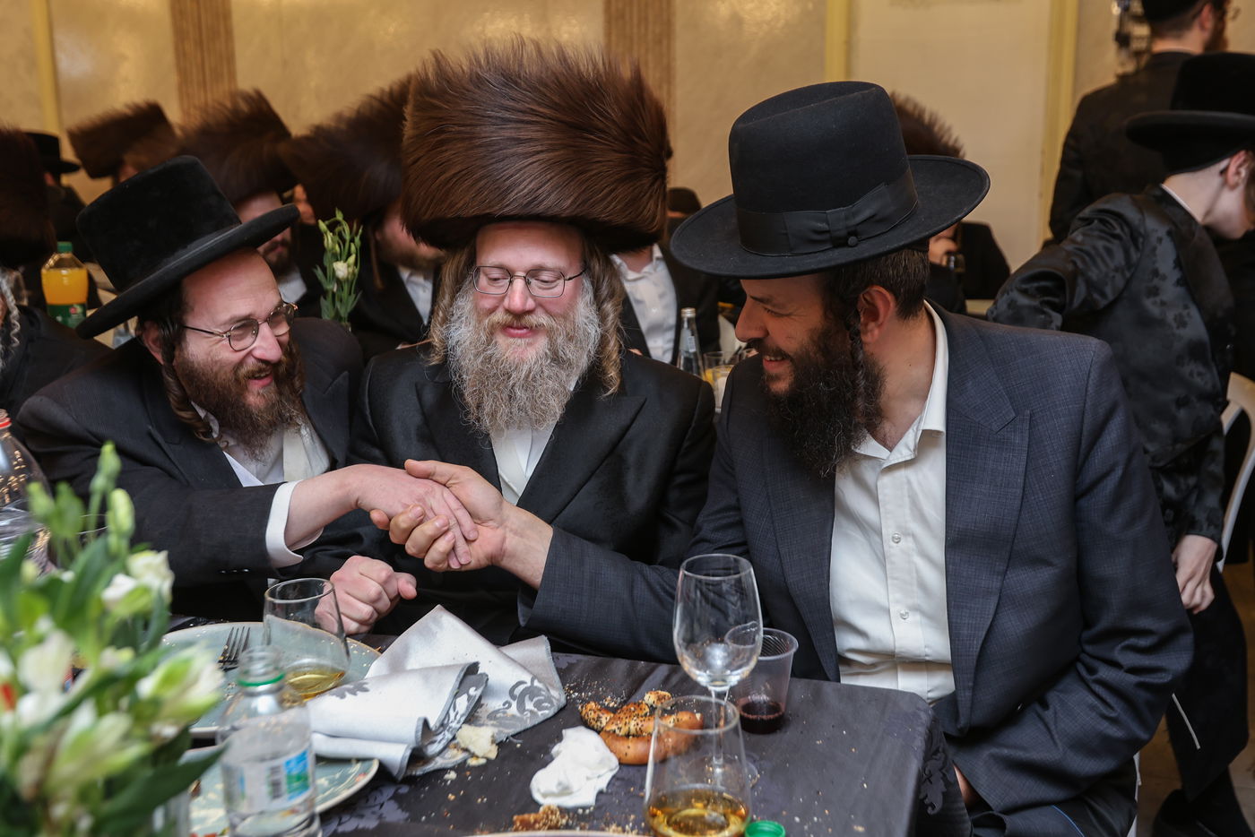 שבע ברכות ומעמד "ותגדל כבודו" בקהילת אזמרה בצפת