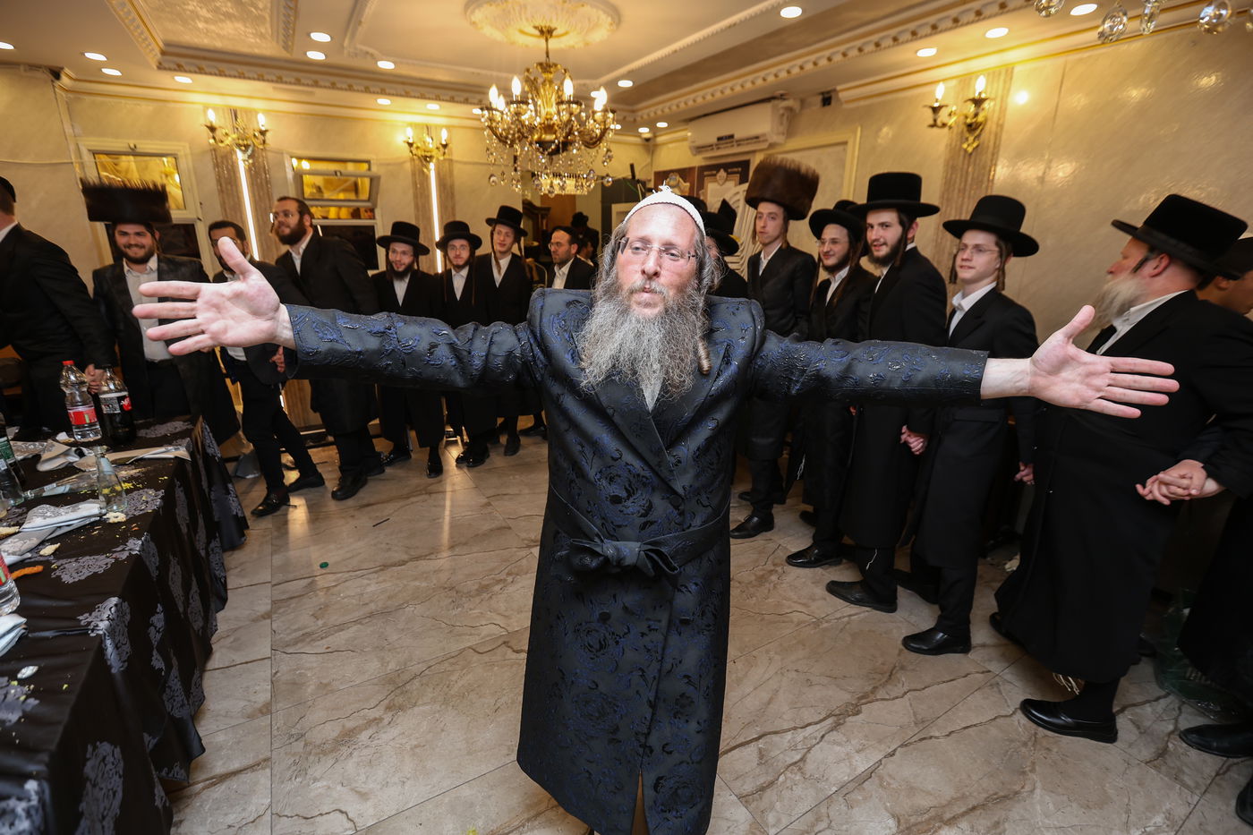 לרומם לבבות ולא להזכיר נשכחות