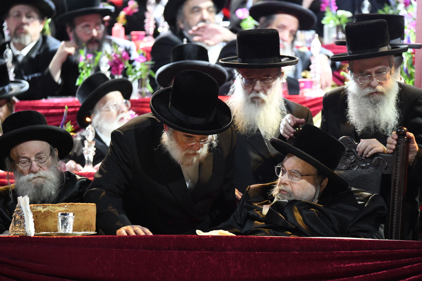 מעמד 'עשר עטרות' בחצה"ק בעלזא 