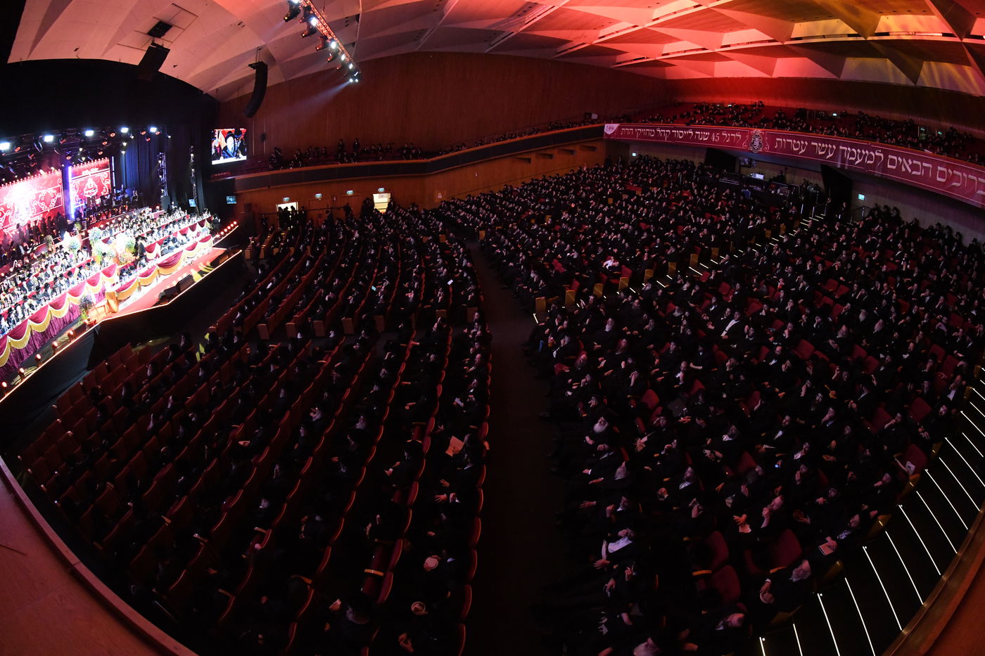 מעמד 'עשר עטרות' בחצה"ק בעלזא 