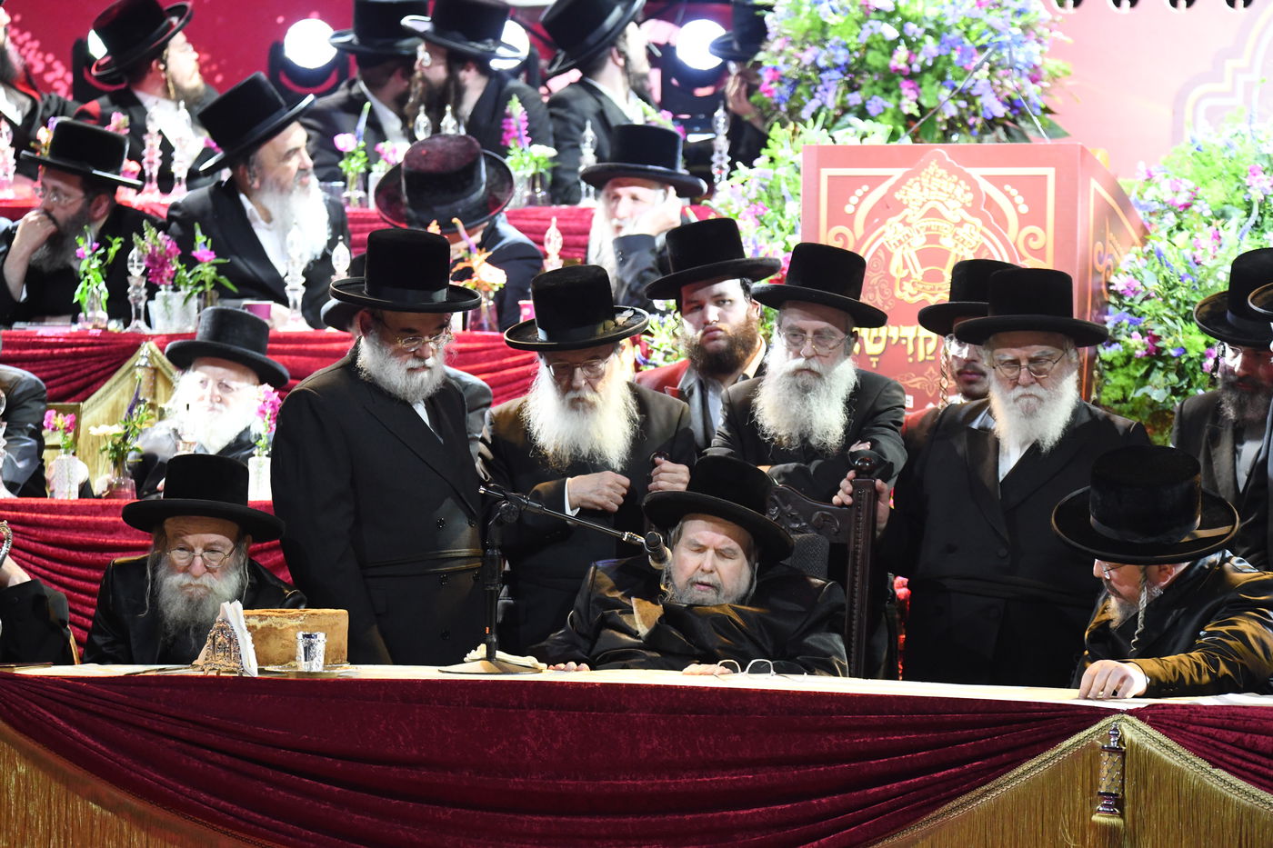 מעמד 'עשר עטרות' בחצה"ק בעלזא 