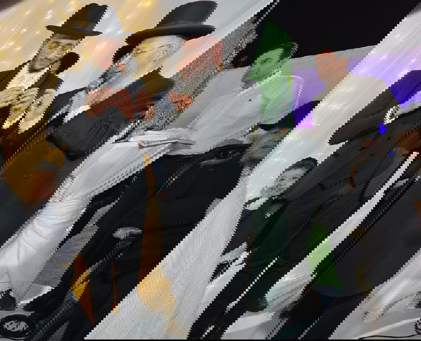 שמחת נישואי נכדת הגר"מ מאזוז