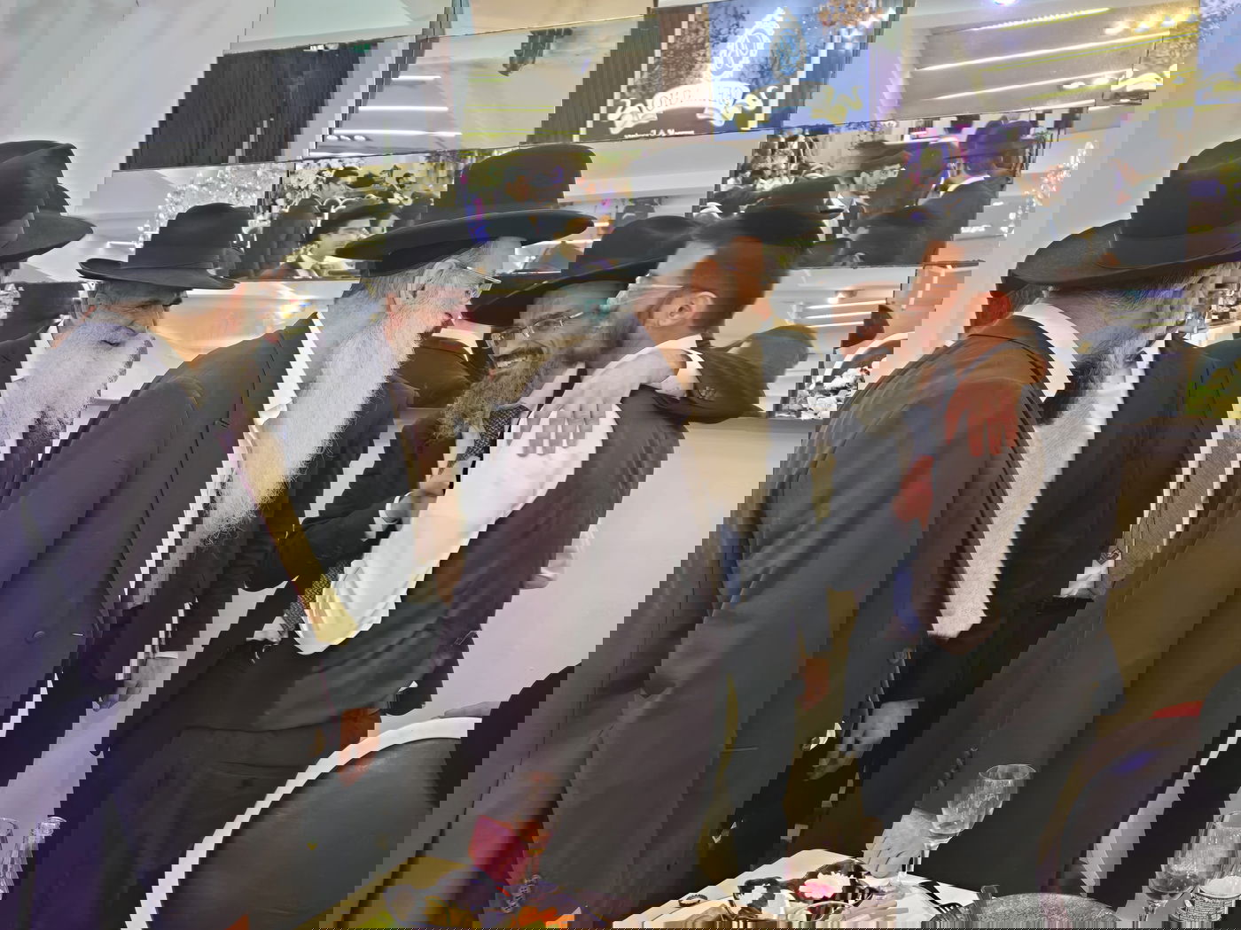 שמחת נישואי נכדת הגר"מ מאזוז