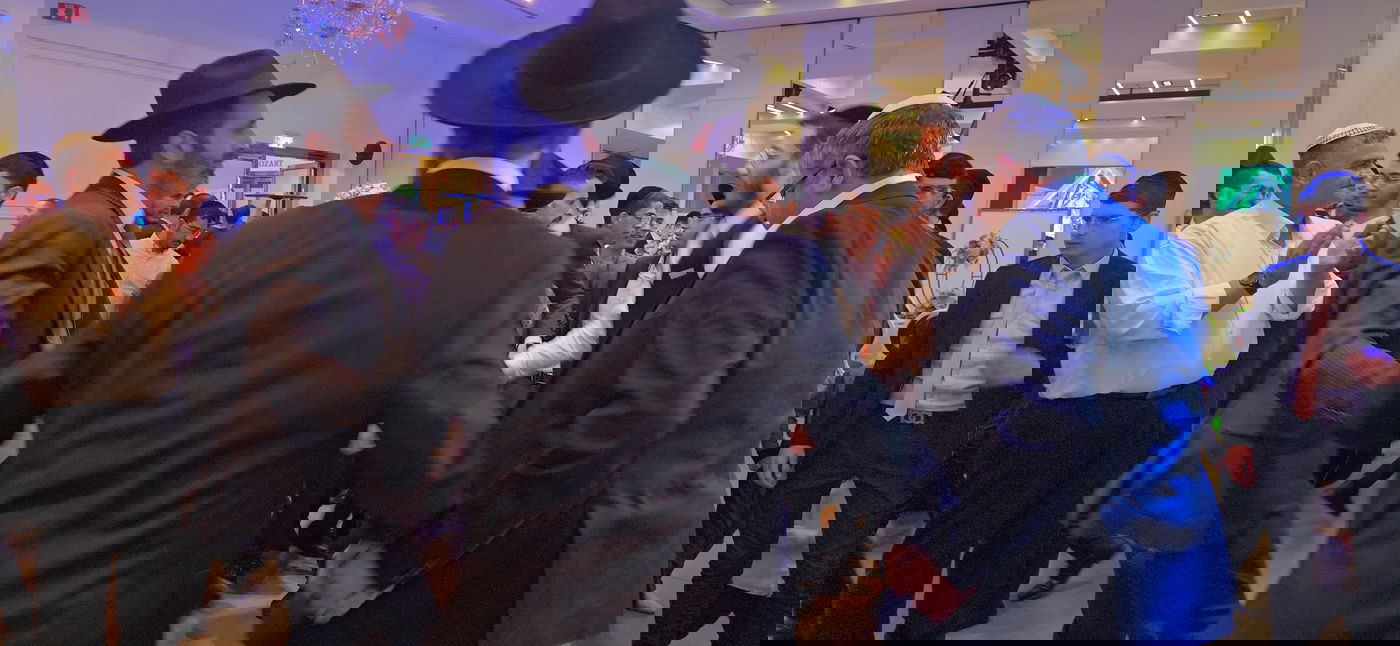 שמחת נישואי נכדת הגר"מ מאזוז