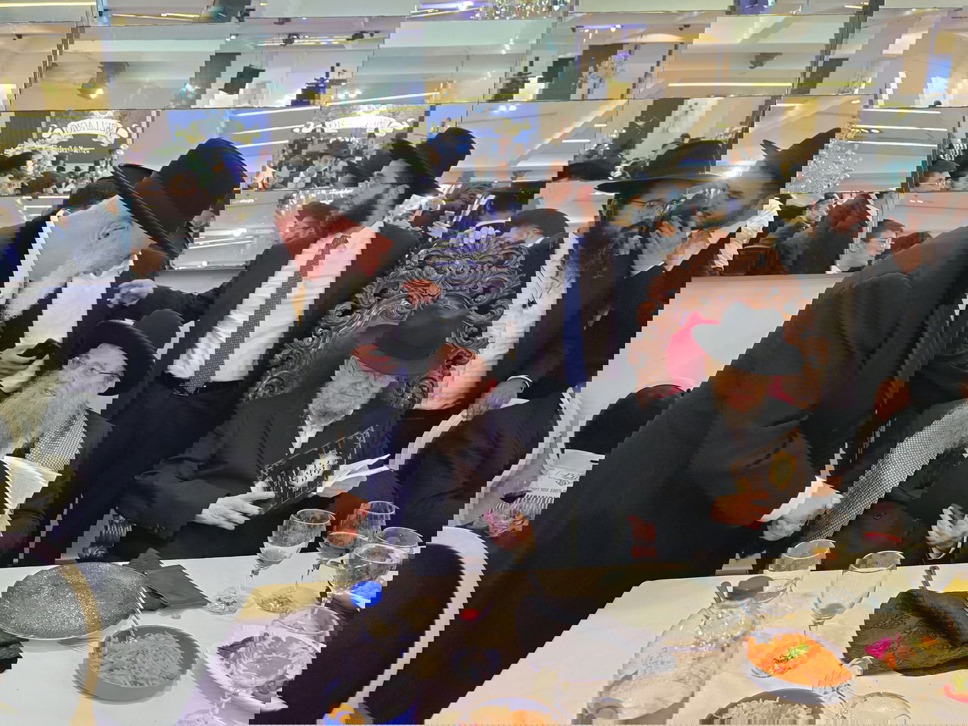 שמחת נישואי נכדת הגר"מ מאזוז