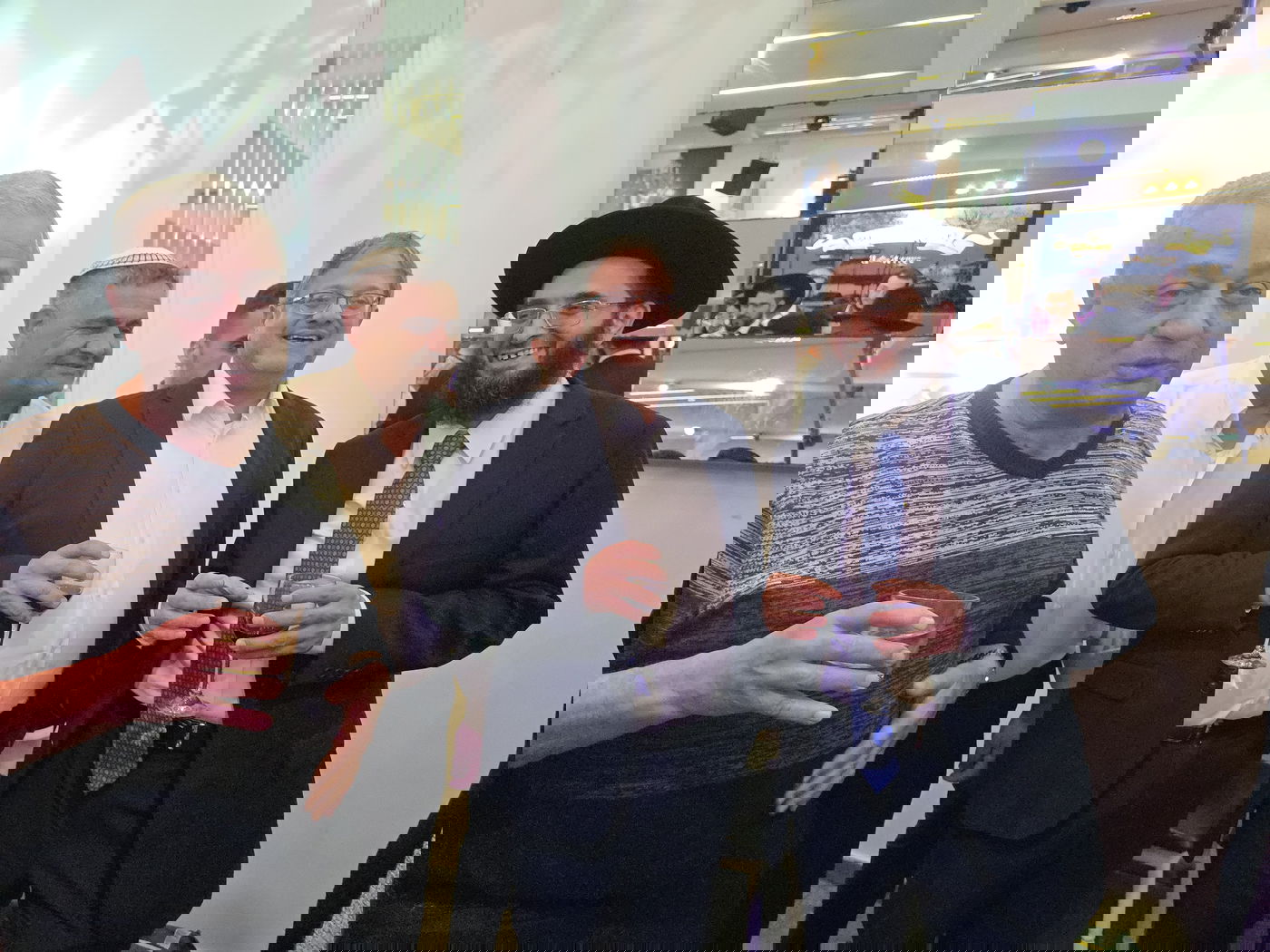 שמחת נישואי נכדת הגר"מ מאזוז