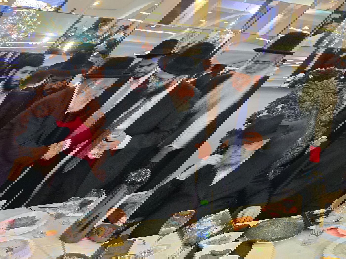 שמחת נישואי נכדת הגר"מ מאזוז