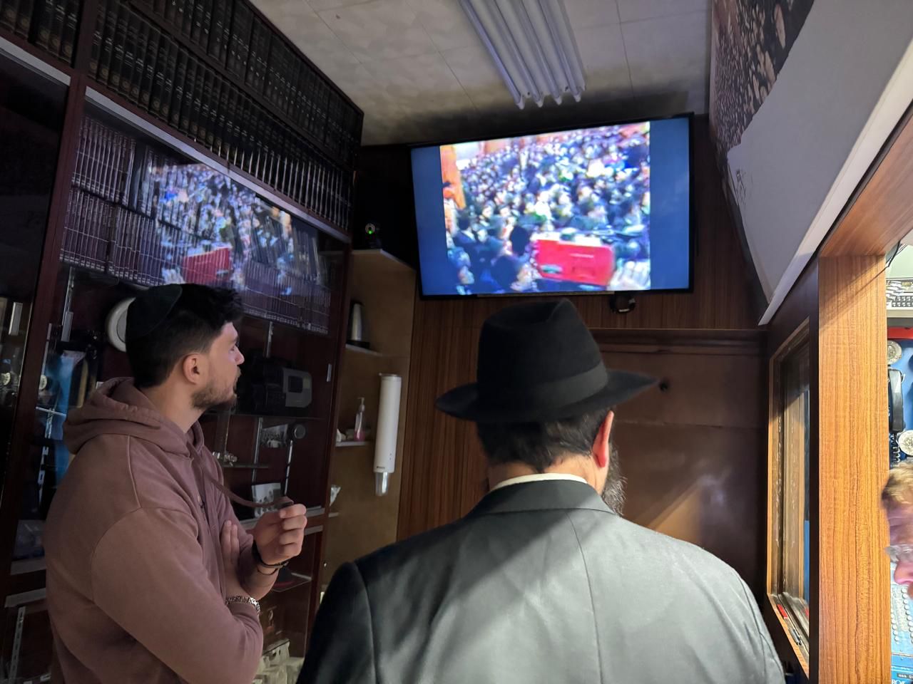 בביקור בניו יורק: איפה בחר החטוף ששוחרר להתפלל?