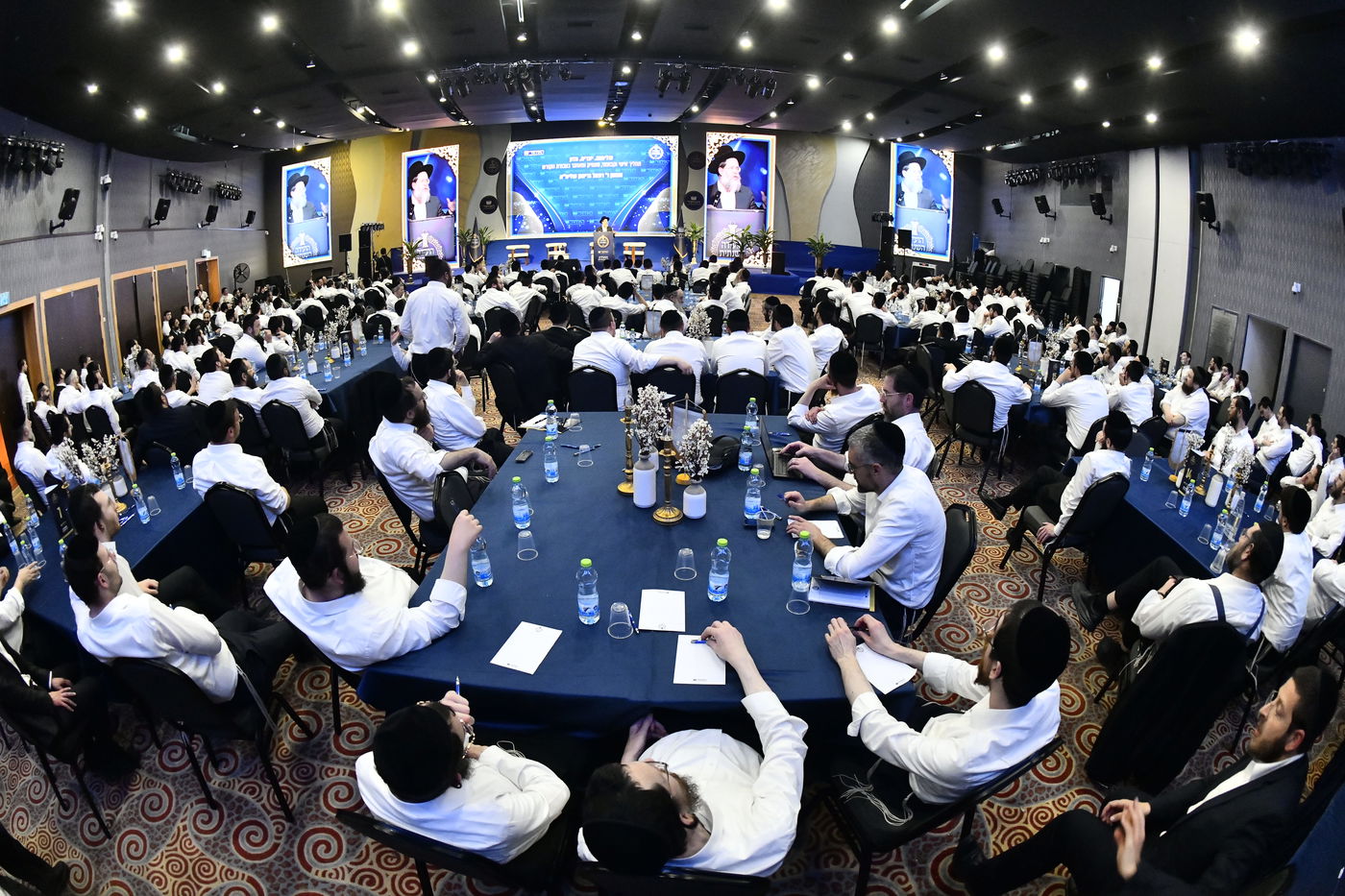 הוועידה השנתית של איחוד בני הישיבות – היום הראשון