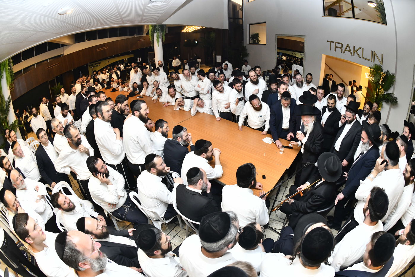 הוועידה השנתית של איחוד בני הישיבות – היום הראשון