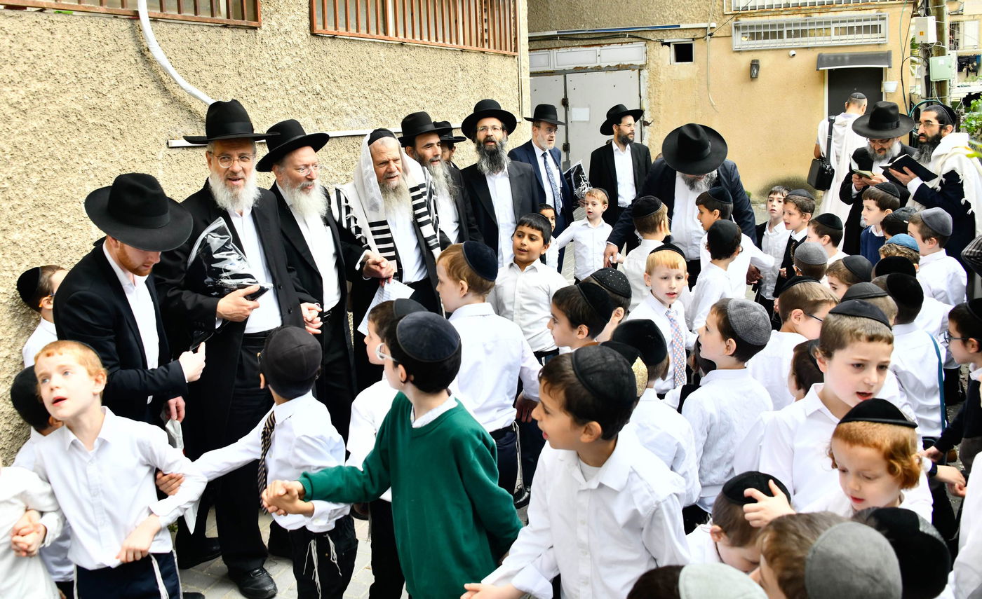 הגרמ"ש אדלשטיין בברכת האילנות 