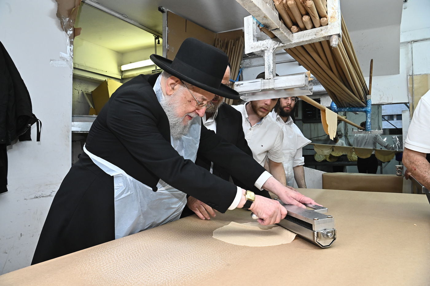 הגרי"מ לאו באפיית מצות