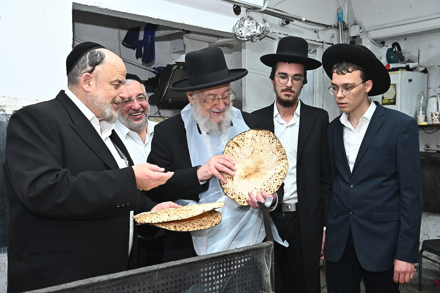 הגרי"מ לאו באפיית מצות